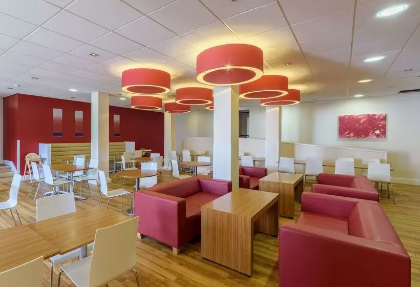 酒店 Travelodge Scarborough St Nicholas