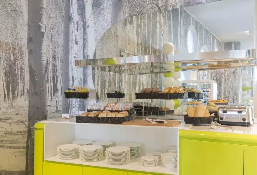 هتل Voco Milan Fiere, An Ihg