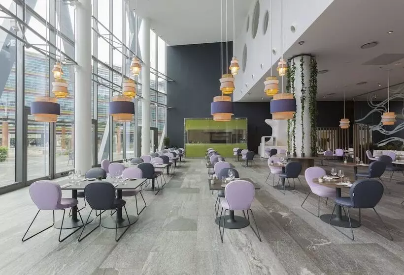 هتل Voco Milan Fiere, An Ihg