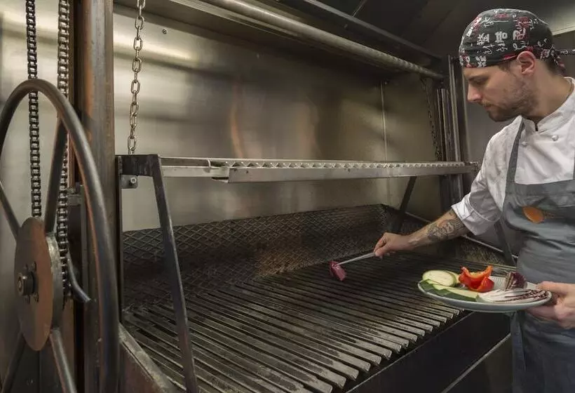 هتل Voco Milan Fiere, An Ihg