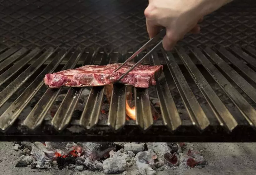 هتل Voco Milan Fiere, An Ihg