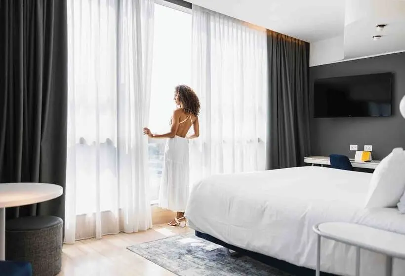 هتل Voco Milan Fiere, An Ihg