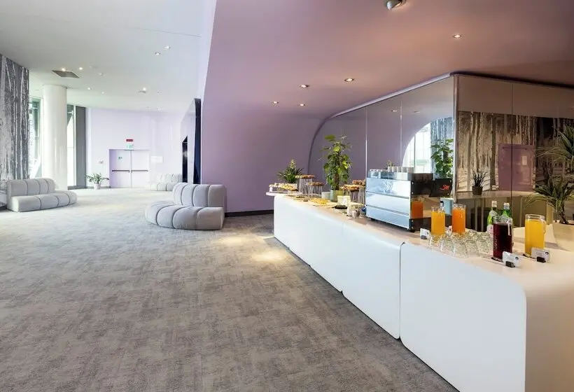 هتل Voco Milan Fiere, An Ihg