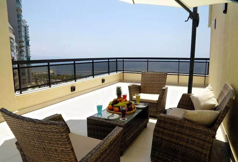 La Vida Suite