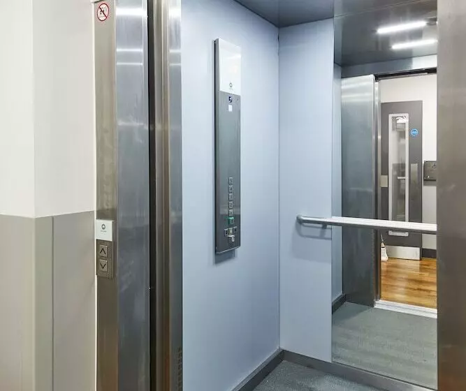 הוסטל St Christopher's Inn Village London Bridge