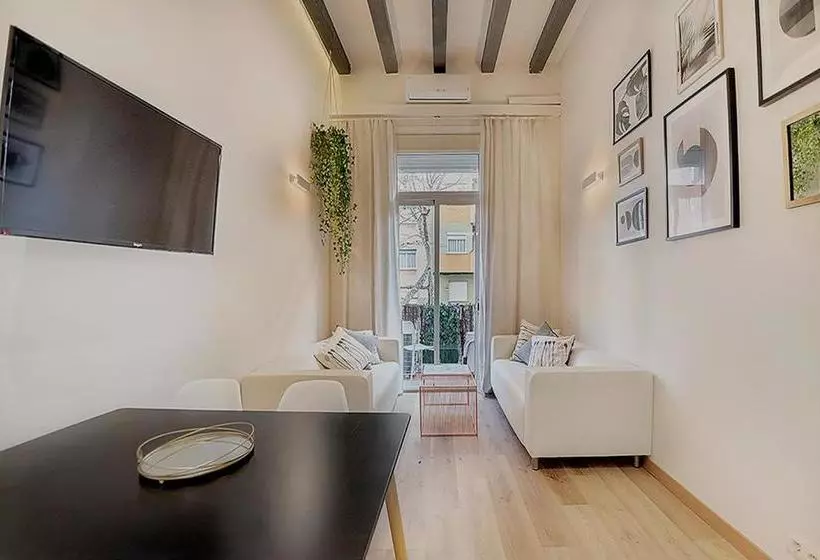 Aqua Apartment By Olala Homes