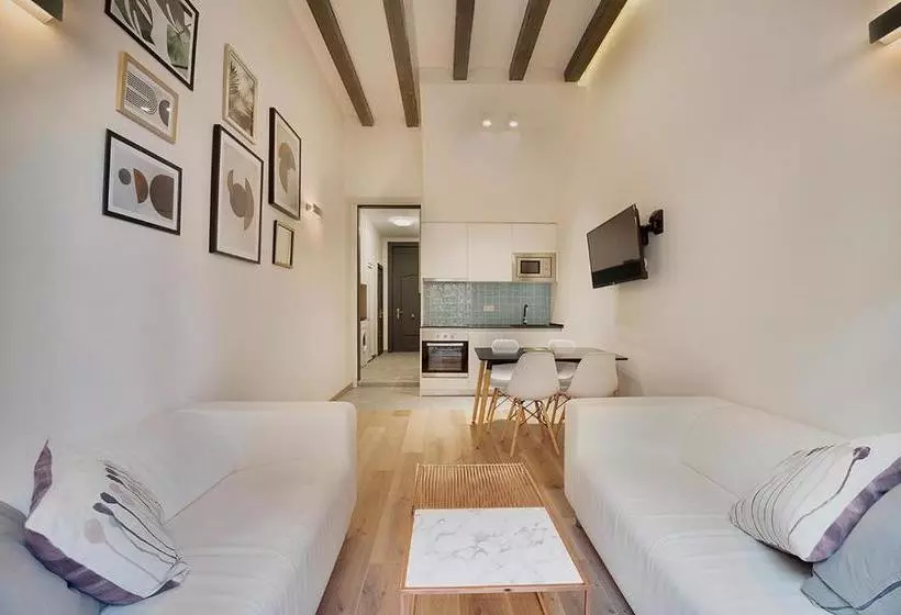 Aqua Apartment By Olala Homes