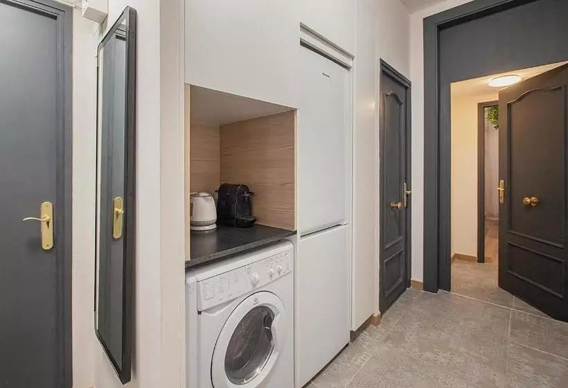 Aqua Apartment By Olala Homes