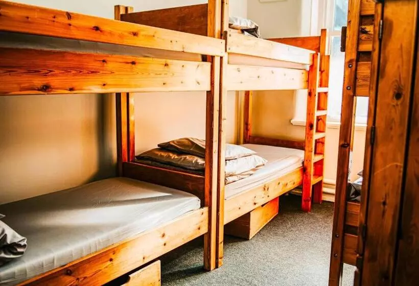 Denton House Hostel
