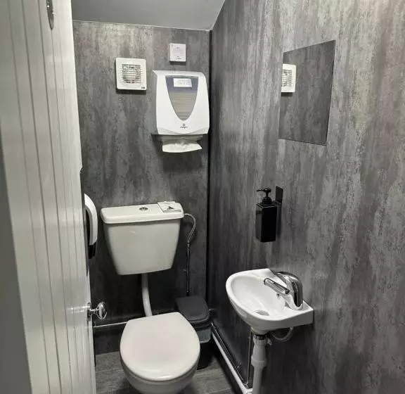 Denton House Hostel