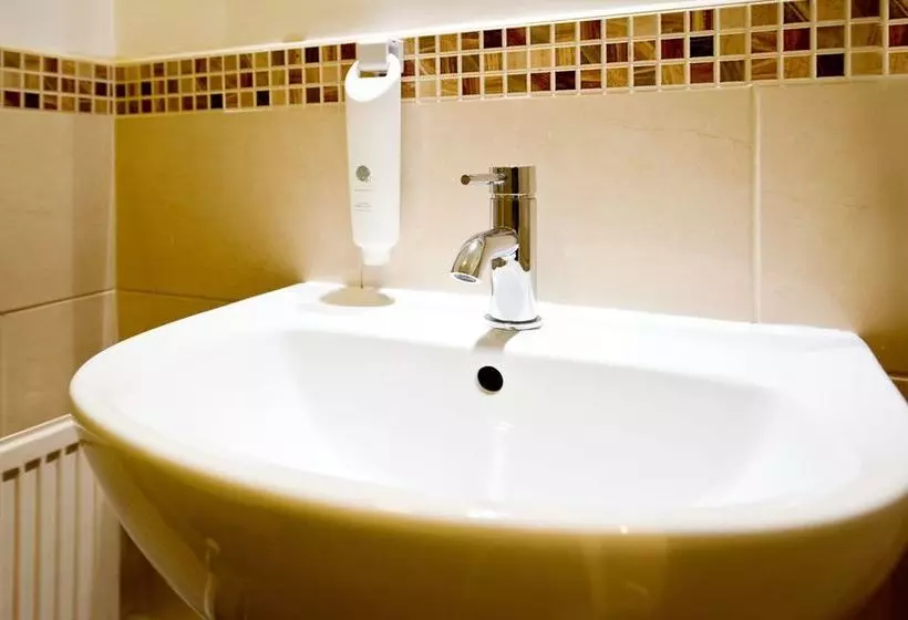 Gateway to Wales Hotel & Leisure Club