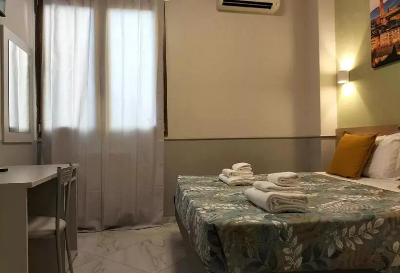 ホテル Camilla Guelfa