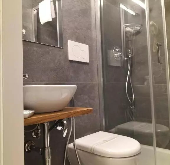 ホテル Camilla Guelfa