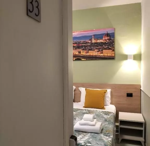 ホテル Camilla Guelfa