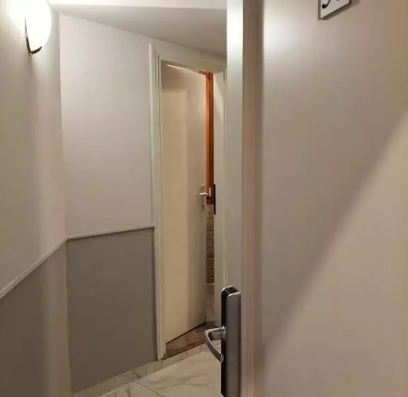 ホテル Camilla Guelfa