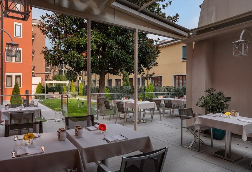 Hotel Carnival Palace   Venice Collection