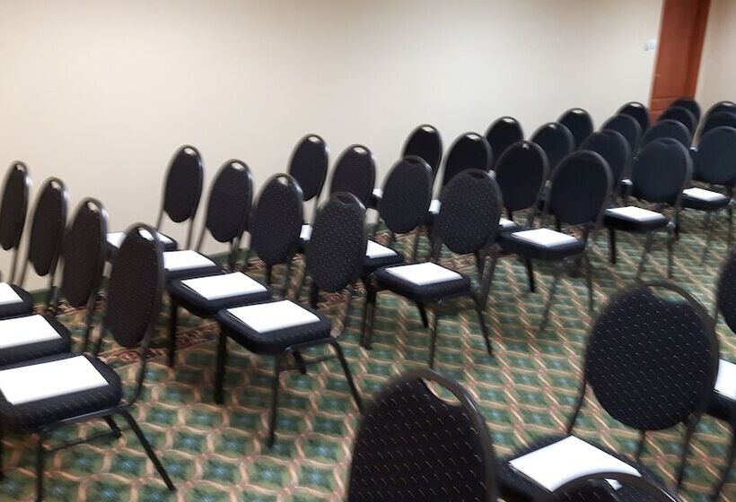 בית מלון כפרי Hit