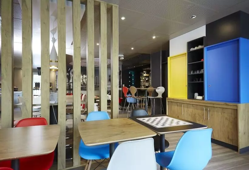 هتل Ibis Valenciennes