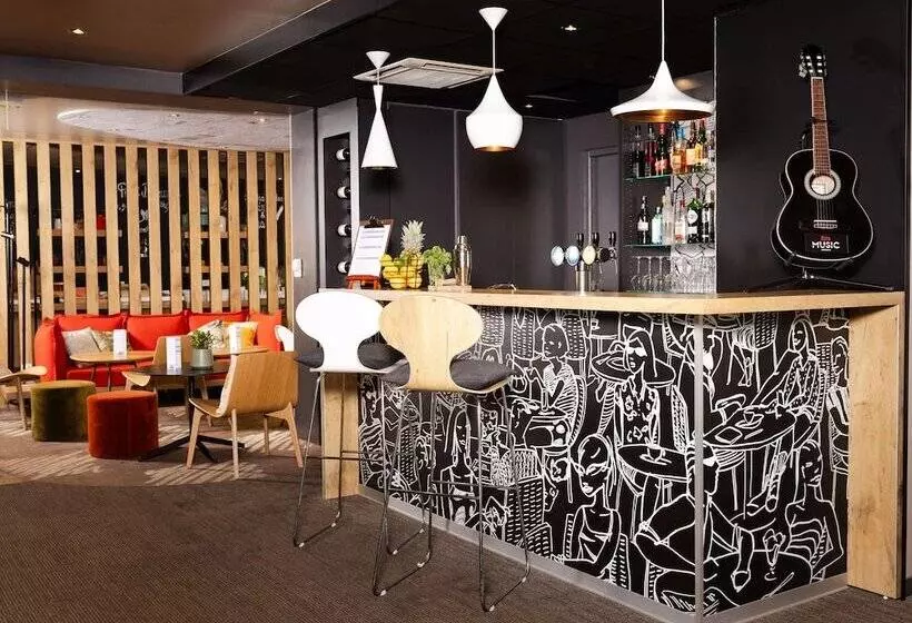 هتل Ibis Valenciennes