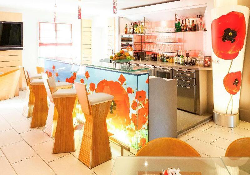 هتل Ibis Valenciennes