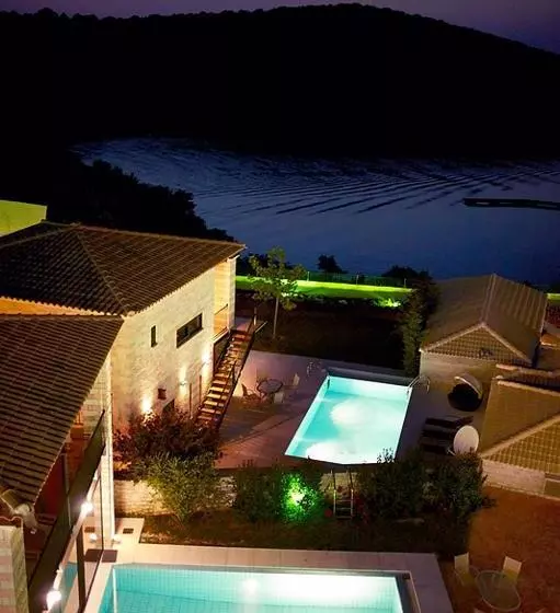 בית מלון כפרי Ornella Beach Resort & Villas