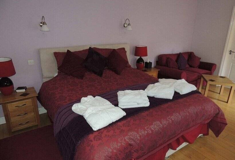 The Manor Coach House