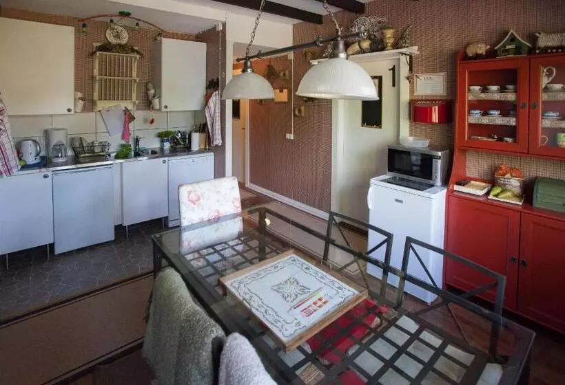 Box Bed & Breakfast