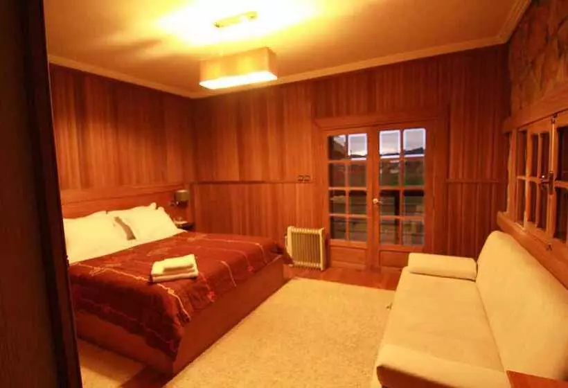 Majatalo Rise In Valley