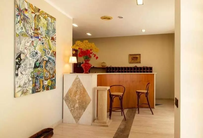 Hotelli Villa Dei Pini