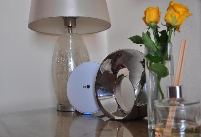 تختخواب و صبحانه Gregory's Guest House