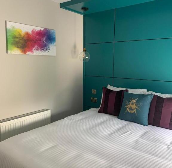 住宿加早餐  Lynwood House