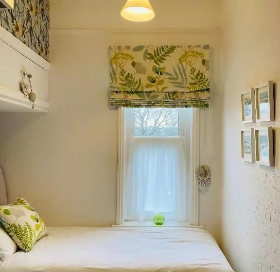 住宿加早餐  The Wentworth Guest House