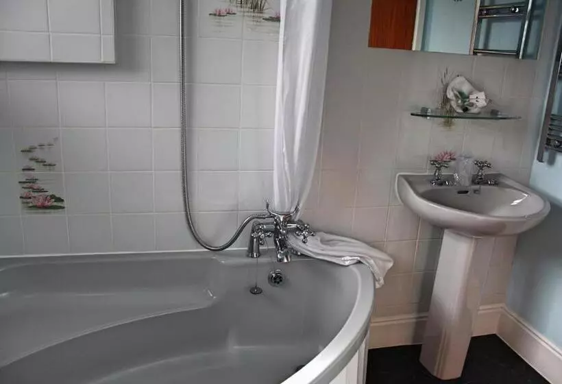 住宿加早餐  The Wentworth Guest House