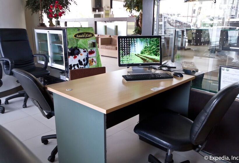 ホテル Alpa City Suites