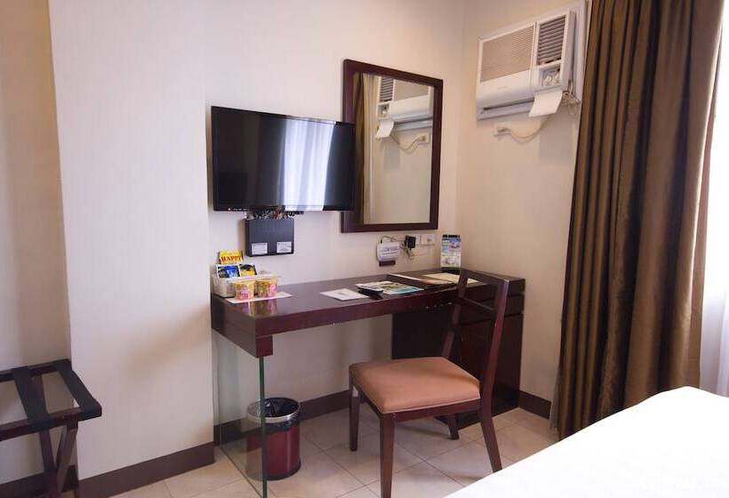 ホテル Alpa City Suites