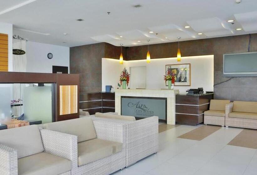 ホテル Alpa City Suites