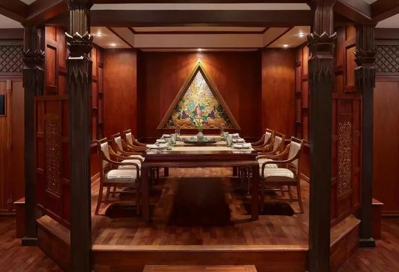 בית מלון כפרי Cinnamon Lakeside