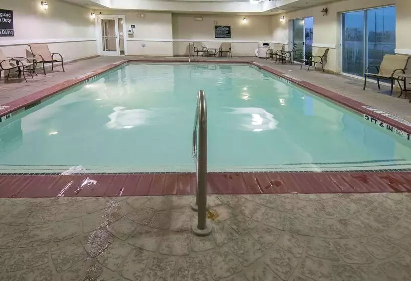 Отель Hampton Inn & Suites Waxahachie