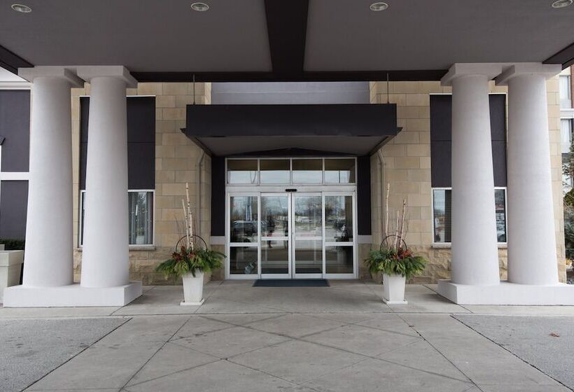 Holiday Inn Express Hotel & Suites Chatham South, An Ihg