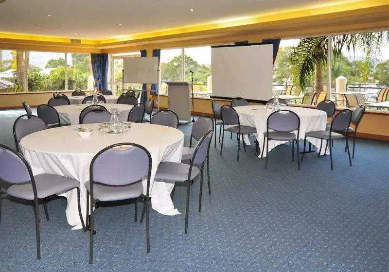 호텔 Lake Hume Resort