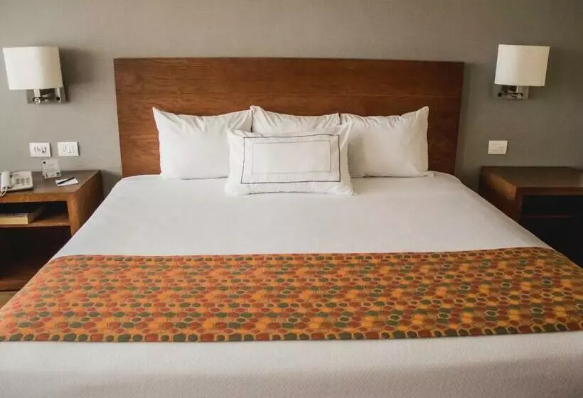 Hotelli Mirage   Centro Histórico De Querétaro