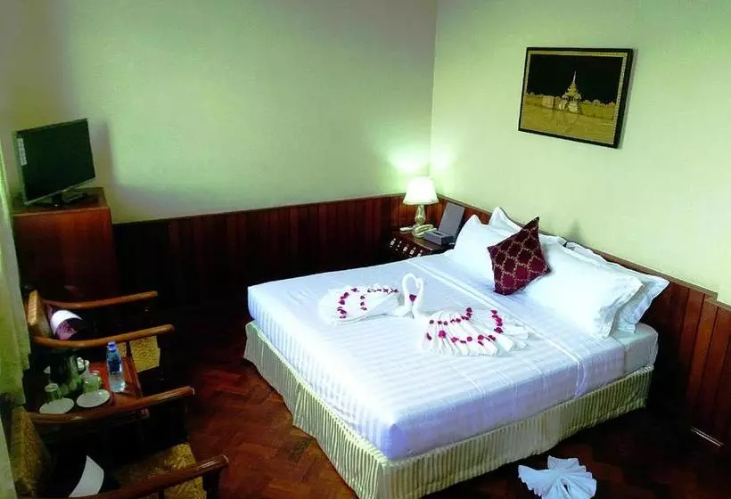 هتل Myit Phyar Ayer