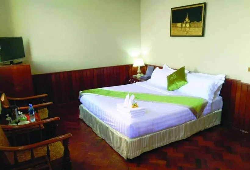 هتل Myit Phyar Ayer