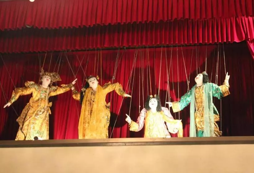 هتل Myit Phyar Ayer