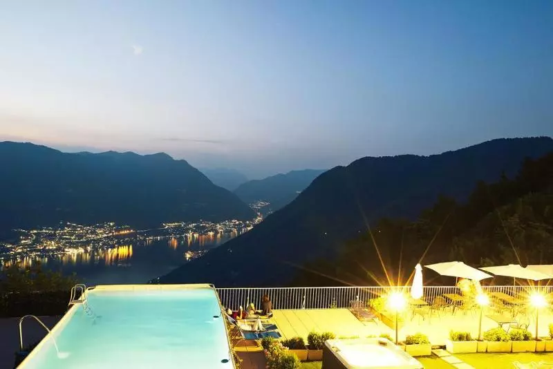 Отель Paradiso Como