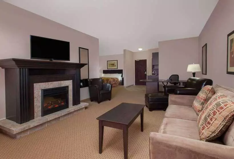 호텔 Ramada By Wyndham Brooks