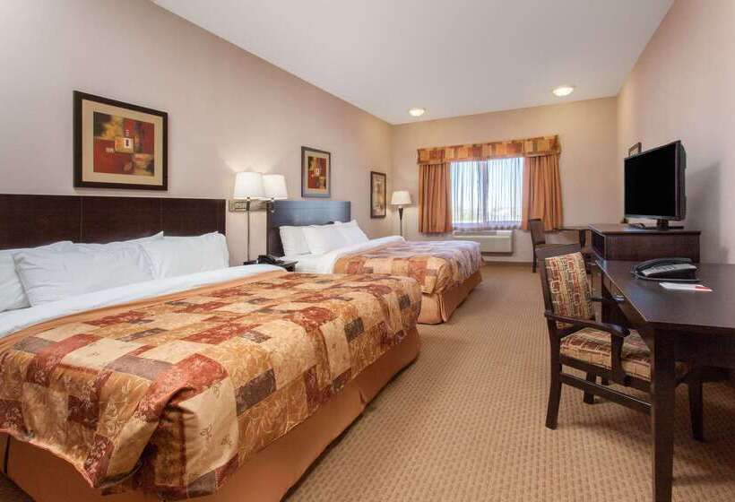 호텔 Ramada By Wyndham Brooks