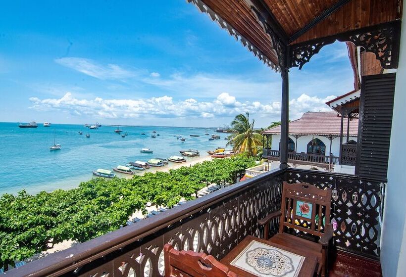 فندق Tembo House