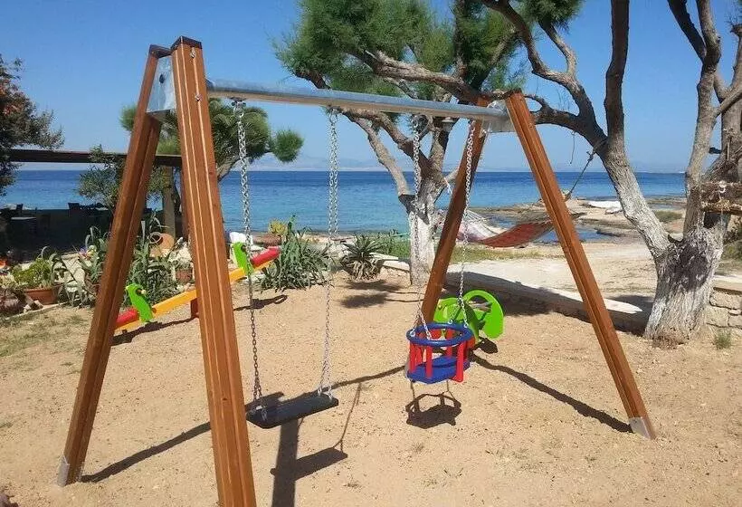 Irides Luxury Studios & Apartments