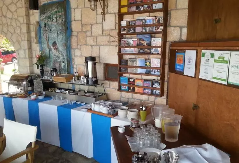 Irides Luxury Studios & Apartments